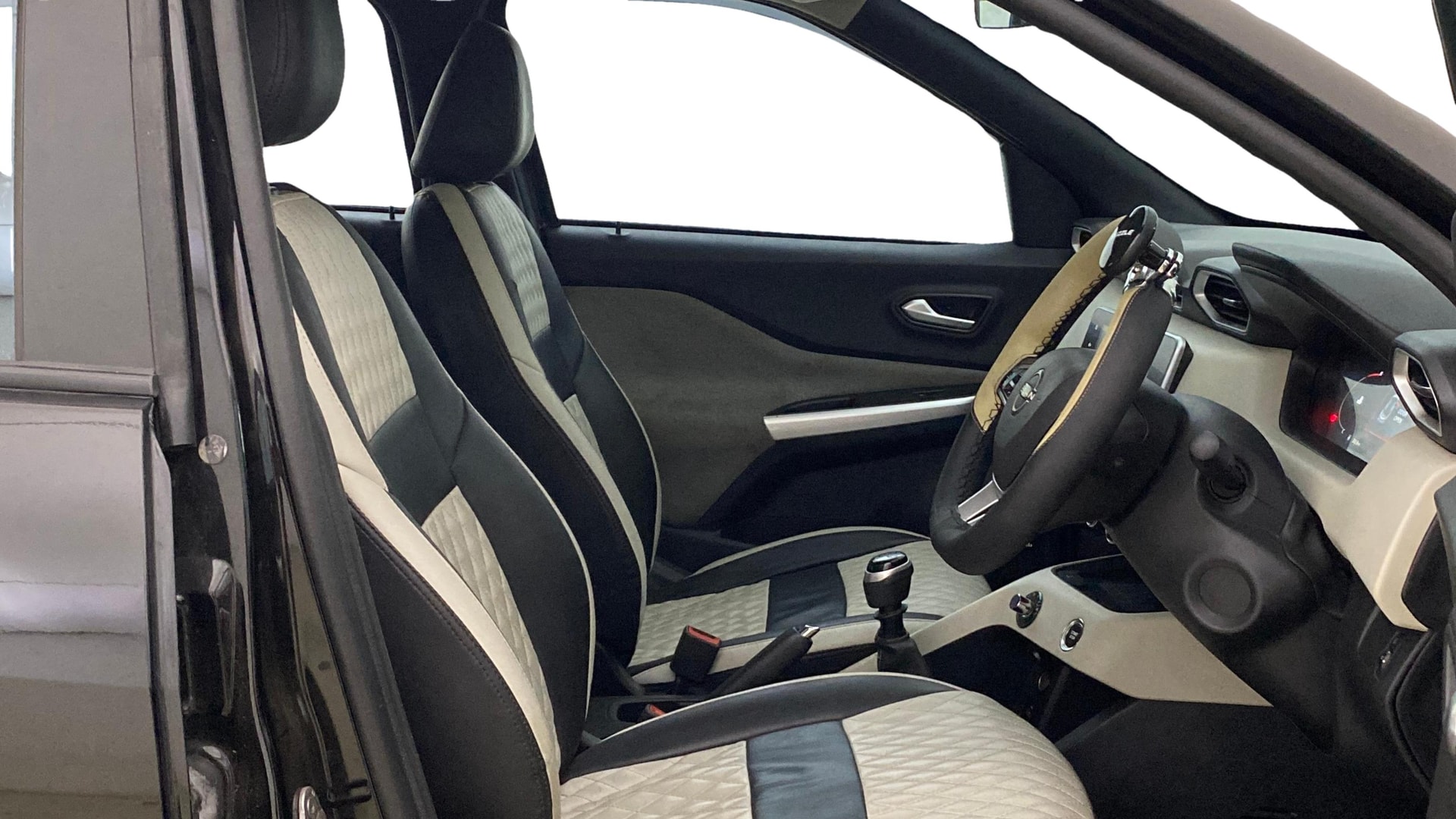 Used 2021 Nissan Magnite Used 2021 Nissan Magnite