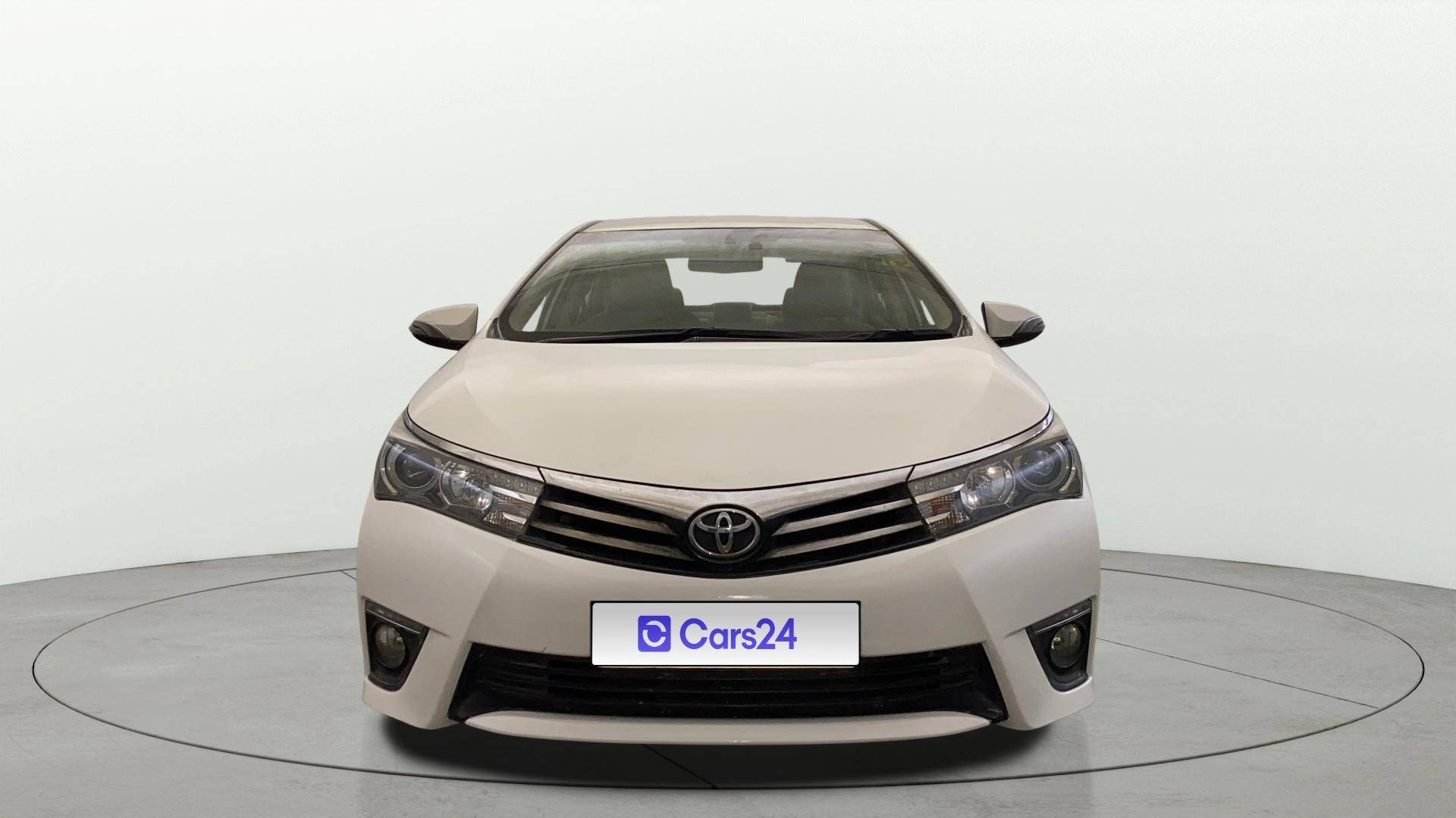 View 2015 Toyota Corolla Altis 1.8 VL AT Image 1 Used 2015 Toyota Corolla Altis 1.8 VL AT Image 1