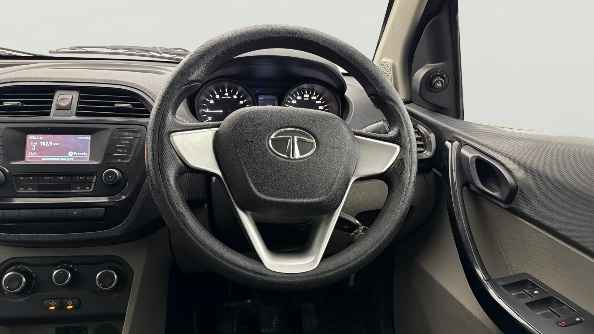 Used 2017 Tata Tiago Used 2017 Tata Tiago