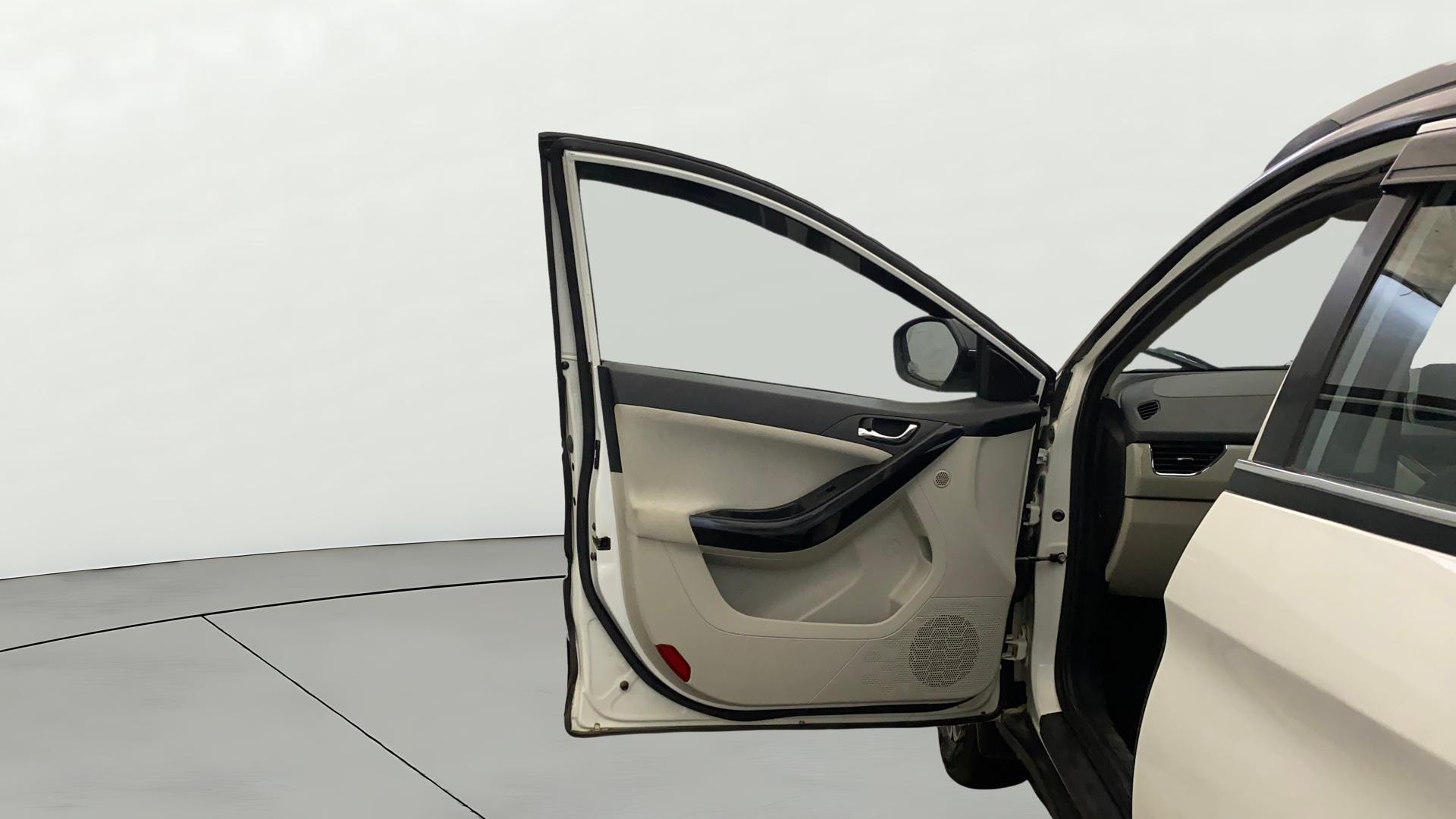 View 2023 Tata Nexon Revotron XE Image 39 Used 2023 Tata Nexon Revotron XE Image 39