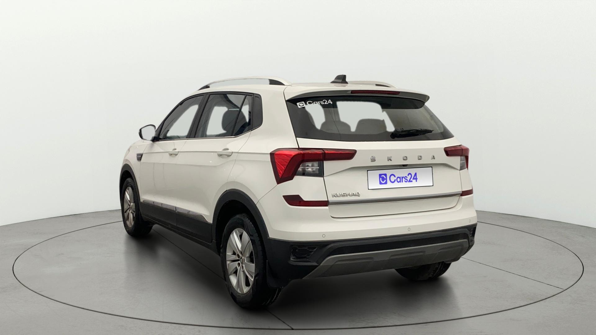 View 2022 Skoda Kushaq Ambition 1.0 TSI MT Image 2 Used 2022 Skoda Kushaq Ambition 1.0 TSI MT Image 2