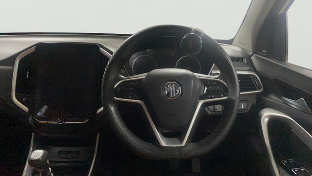 View MG Hector Image 14 Used MG Hector Image 14