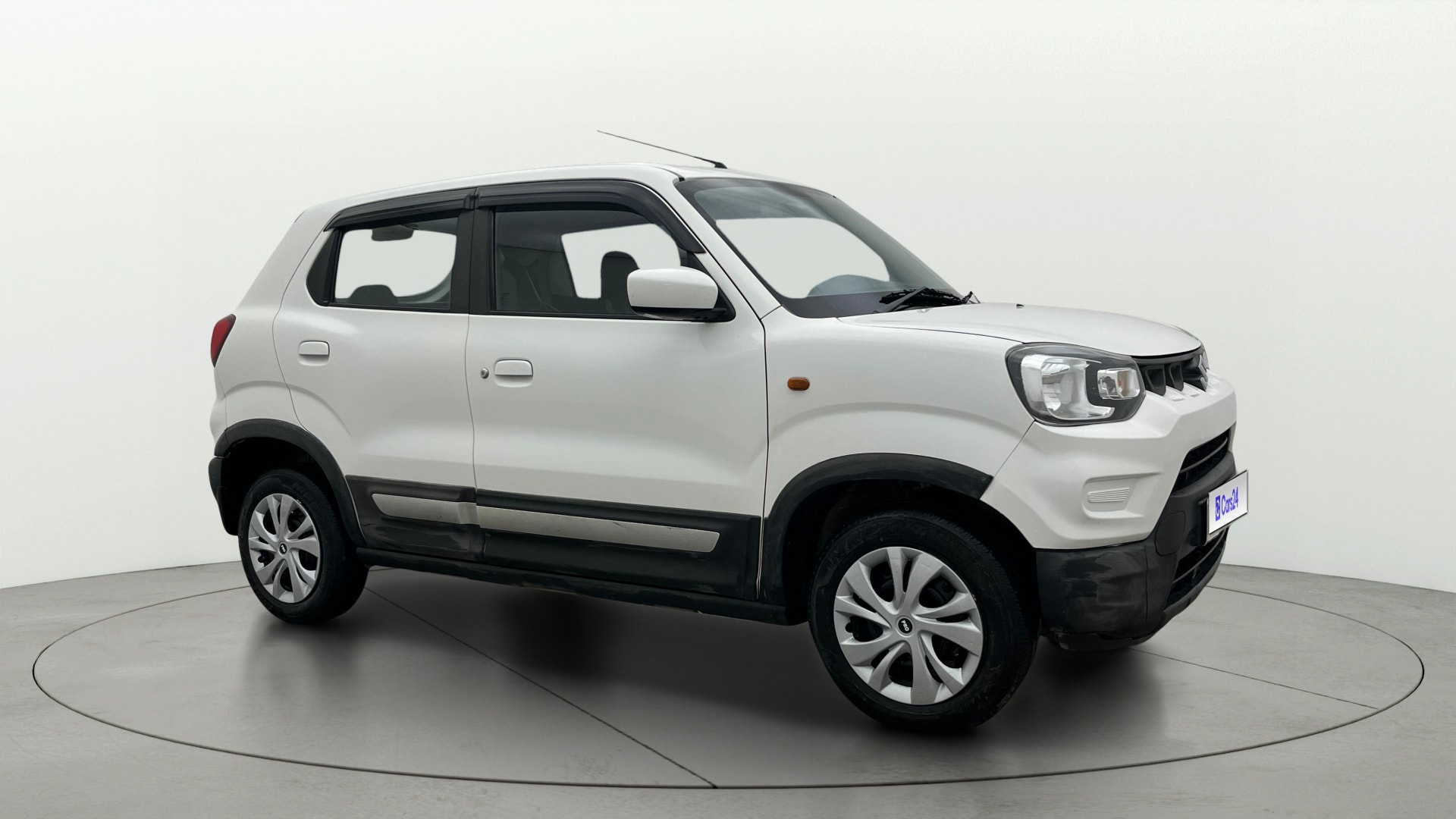 View 2020 Maruti Suzuki 1000 Base Variant Image 36 Used 2020 Maruti Suzuki 1000 Base Variant Image 36