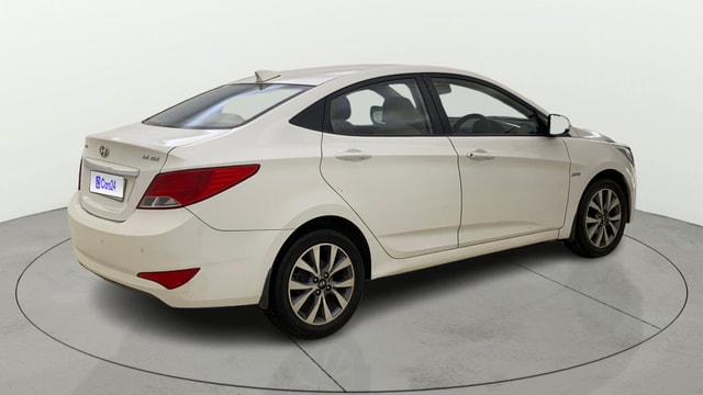 View Hyundai Verna Image 42 Used Hyundai Verna Image 42