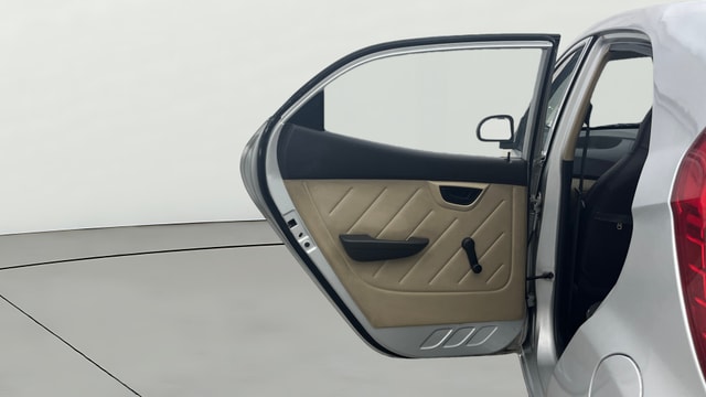 View Hyundai EON Image 22 Used Hyundai EON Image 22