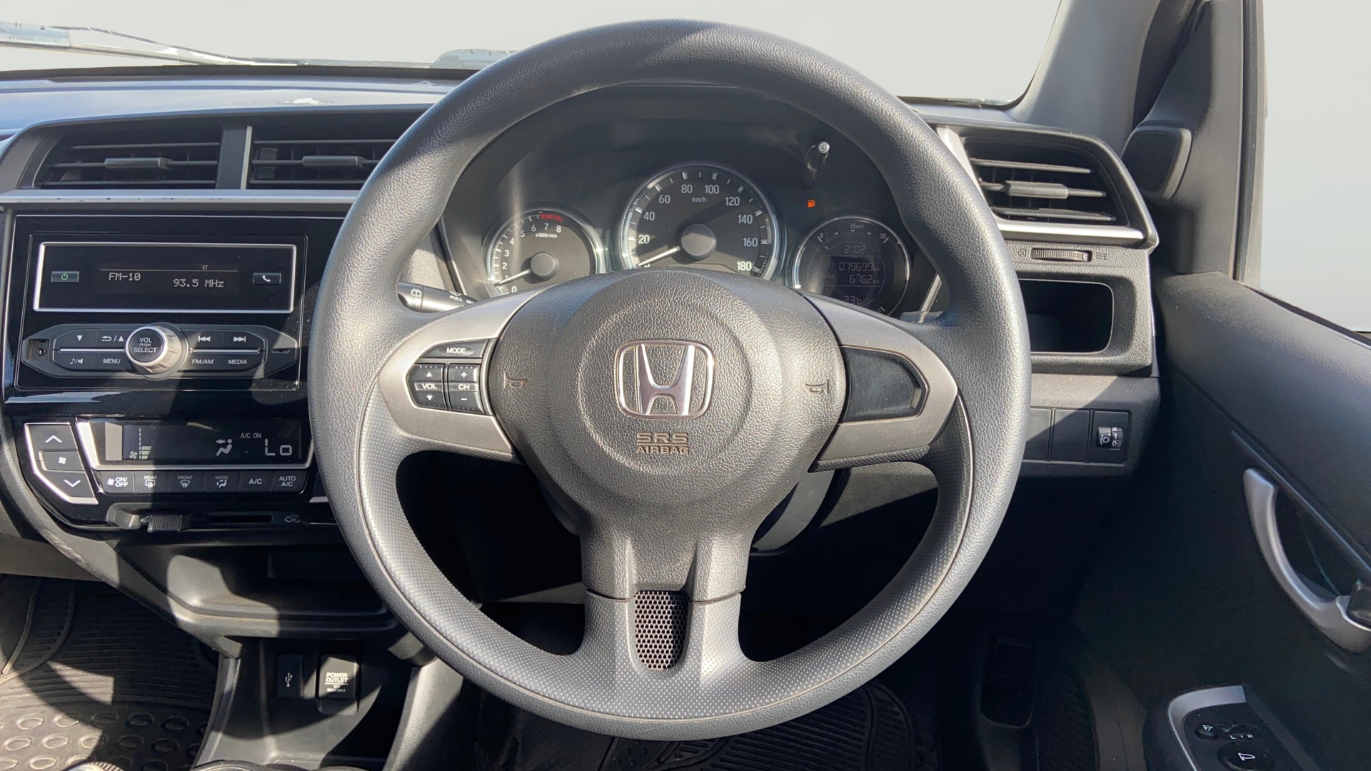 View 2016 Honda BR-V E Diesel Image 21 Used 2016 Honda BR-V E Diesel Image 21