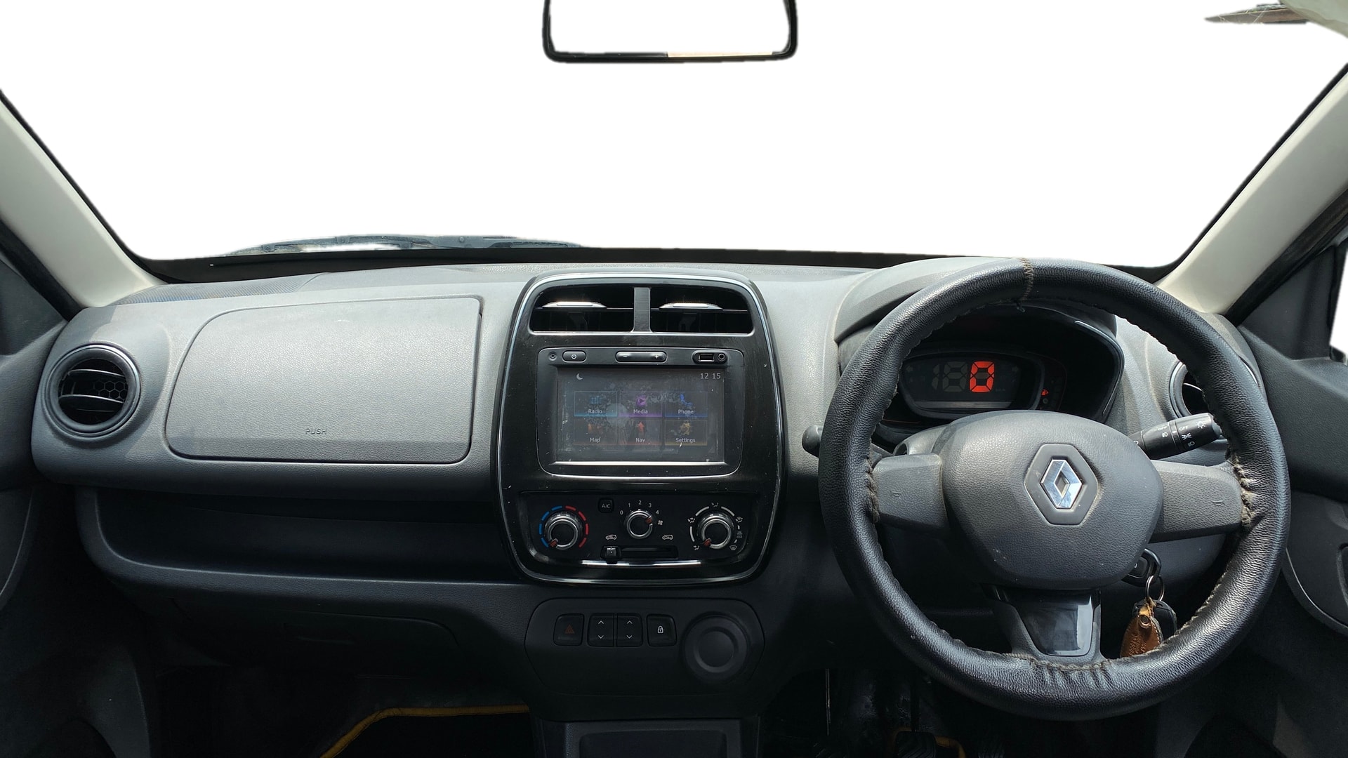 View 2016 Renault Kwid RXT 1.0 Image 15 Used 2016 Renault Kwid RXT 1.0 Image 15
