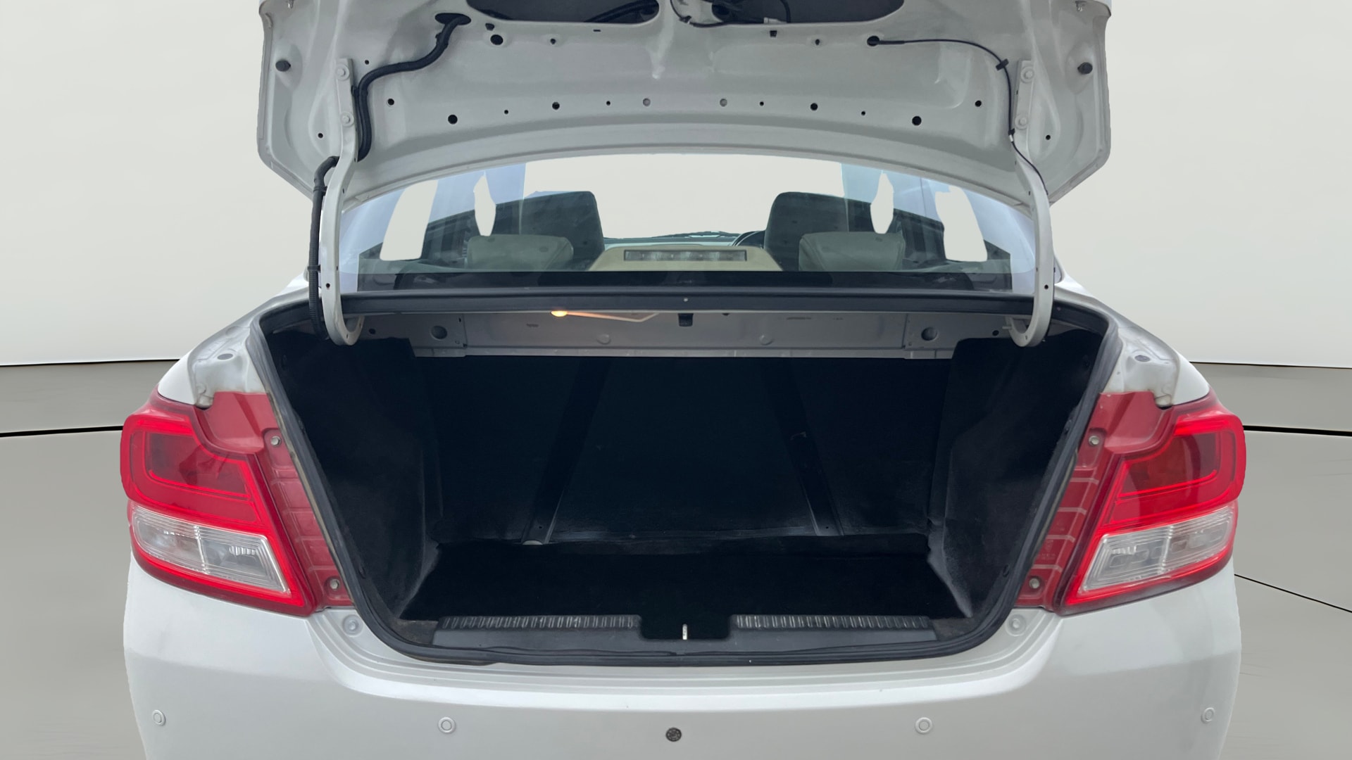 View 2018 Maruti Suzuki 1000 Base Variant Image 37 Used 2018 Maruti Suzuki 1000 Base Variant Image 37
