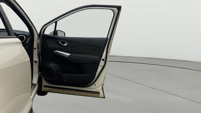 View Nissan Kicks Image 45 Used Nissan Kicks Image 45