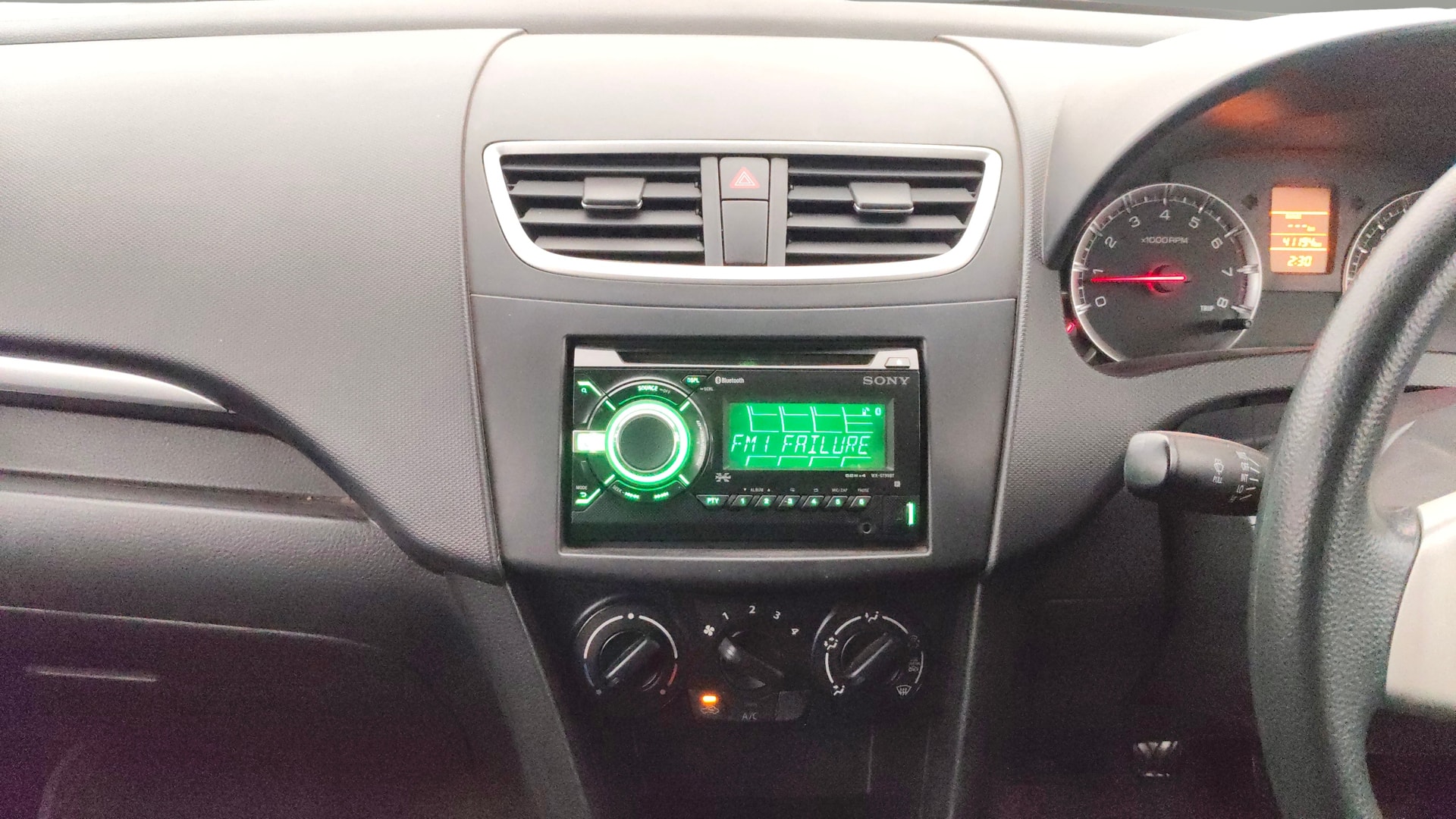 View 2014 Maruti Suzuki 1000 Base Variant Image 17 Used 2014 Maruti Suzuki 1000 Base Variant Image 17