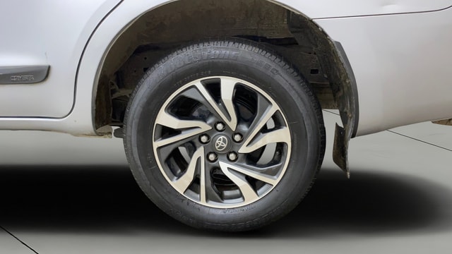 View Toyota Innova Crysta Image 8 Used Toyota Innova Crysta Image 8