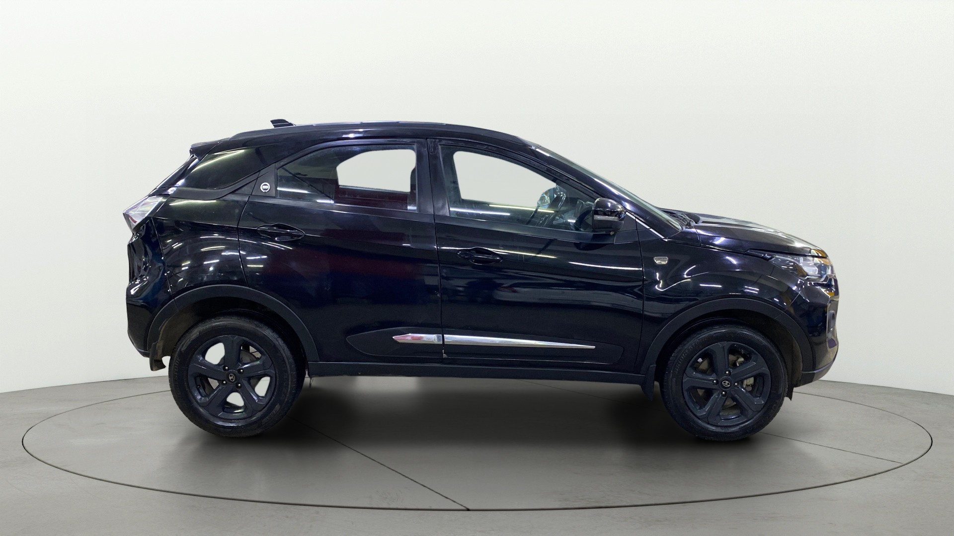 View 2023 Tata Nexon Revotron XE Image 28 Used 2023 Tata Nexon Revotron XE Image 28