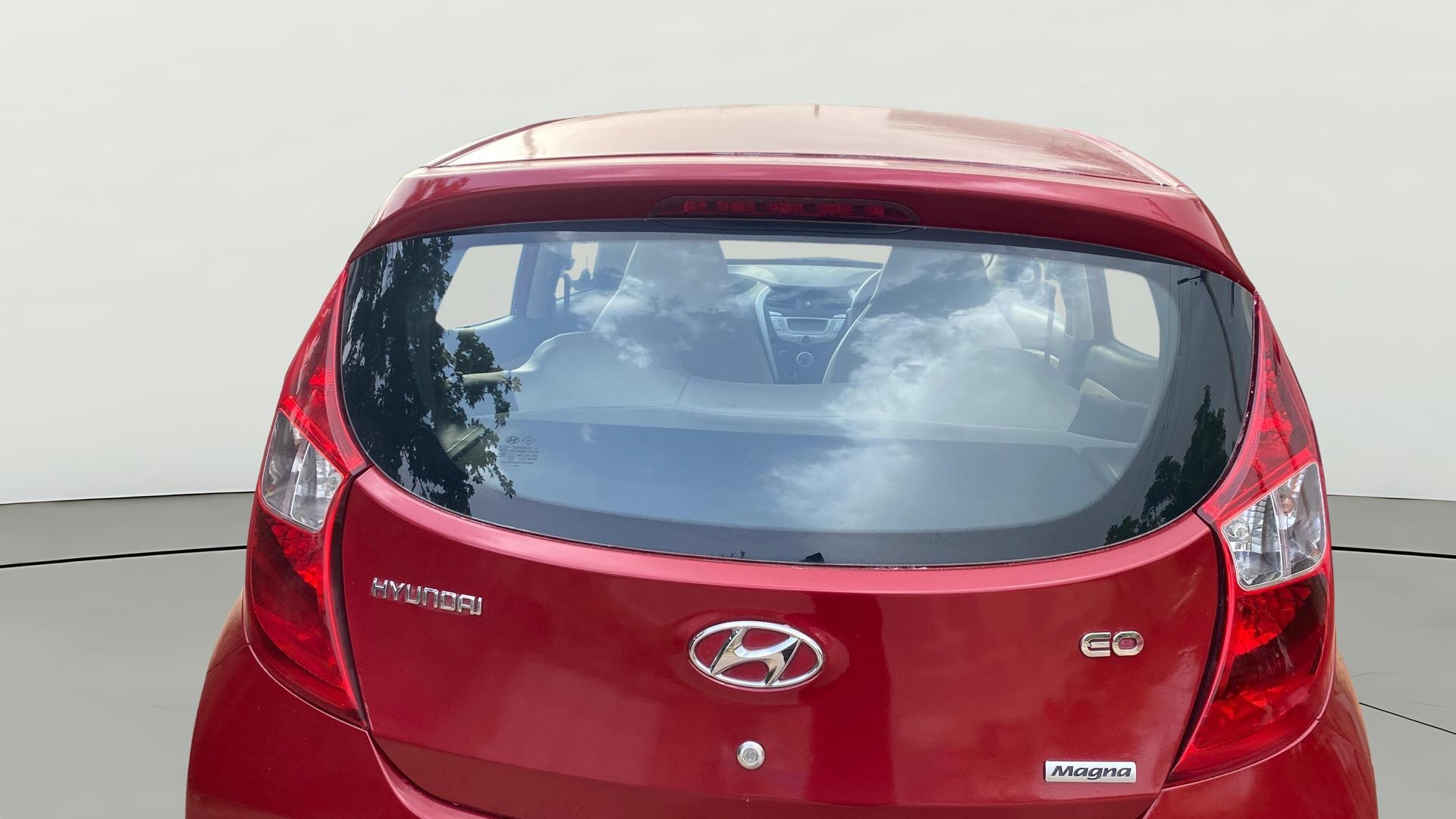 View 2016 Hyundai EON Magna Plus Image 4 Used 2016 Hyundai EON Magna Plus Image 4