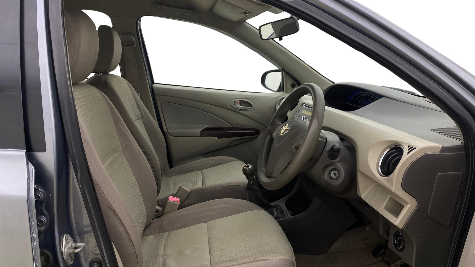 View 2013 Toyota Etios G Image 25 Used 2013 Toyota Etios G Image 25