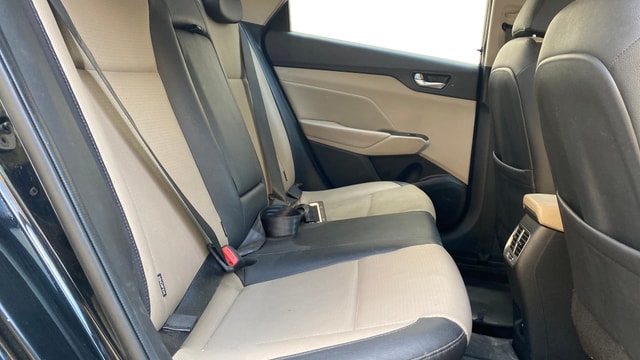 View Hyundai Verna Image 31 Used Hyundai Verna Image 31