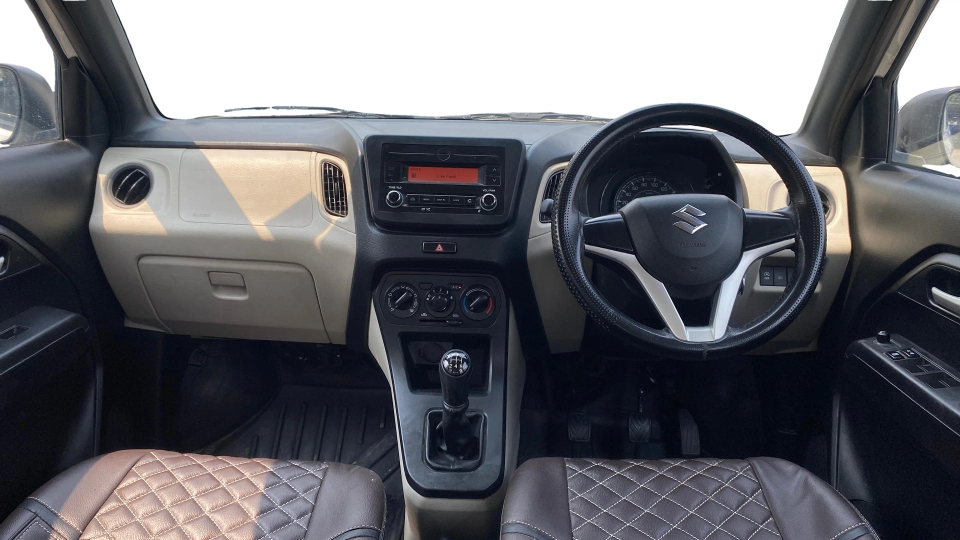 View 2024 Maruti Suzuki 1000 Base Variant Image 15 Used 2024 Maruti Suzuki 1000 Base Variant Image 15