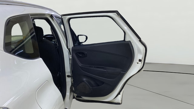 View Renault Captur Image 8 Used Renault Captur Image 8