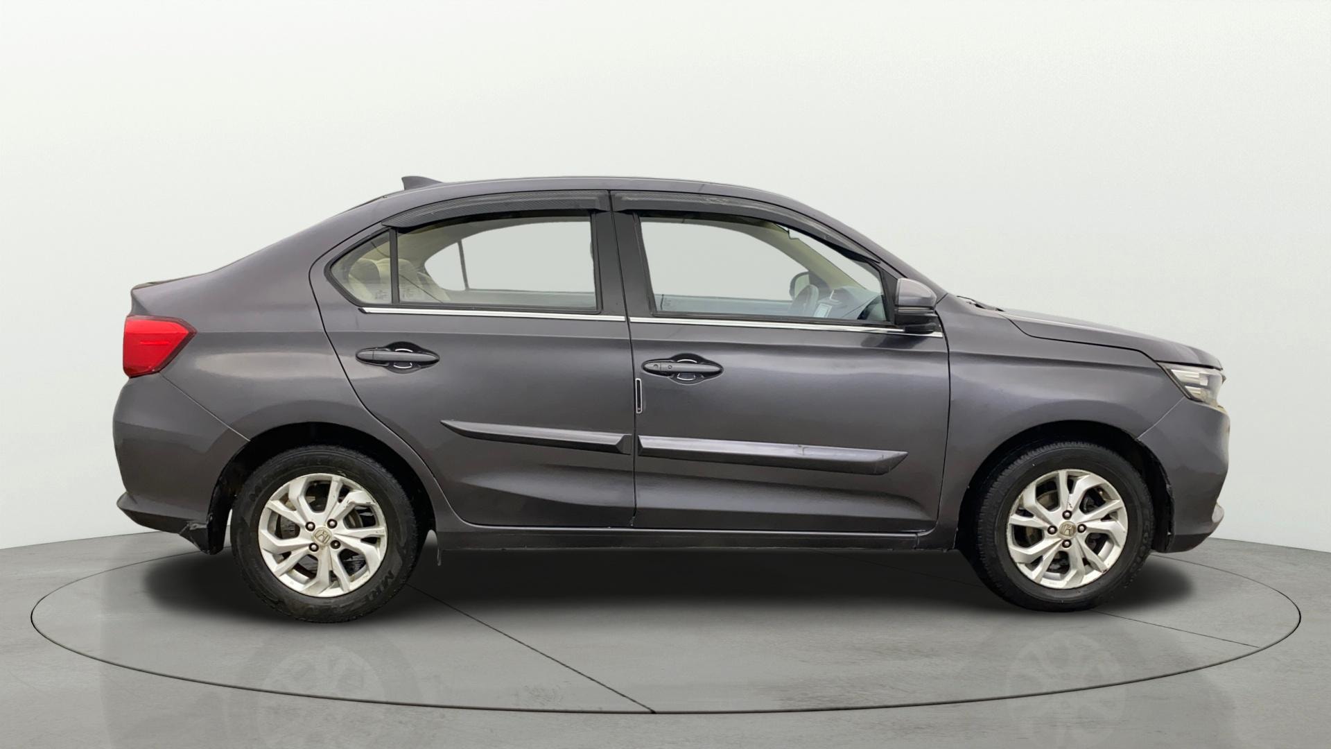View 2019 Honda Amaze E MT Petrol BS IV Image 8 Used 2019 Honda Amaze E MT Petrol BS IV Image 8