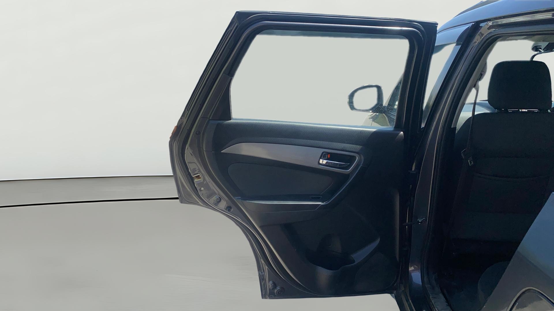 View 2019 Maruti Suzuki 1000 Base Variant Image 14 Used 2019 Maruti Suzuki 1000 Base Variant Image 14