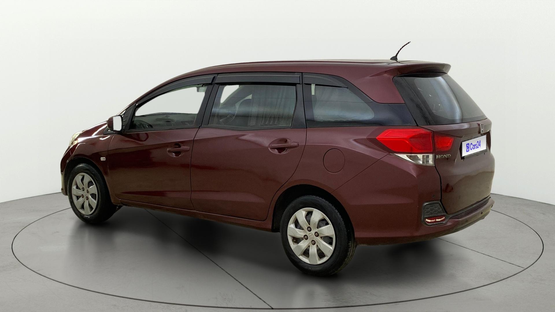 View 2015 Honda Mobilio E Diesel Image 2 Used 2015 Honda Mobilio E Diesel Image 2