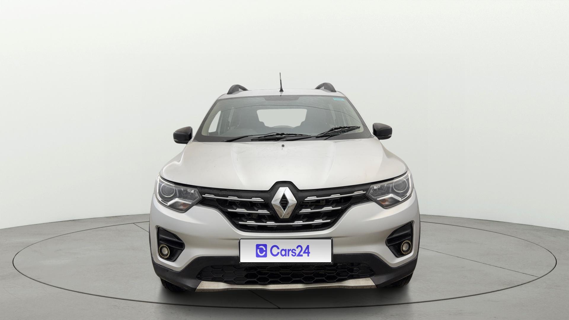 Used 2023 Renault Triber Used 2023 Renault Triber