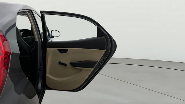 View Hyundai EON Image 7 Used Hyundai EON Image 7