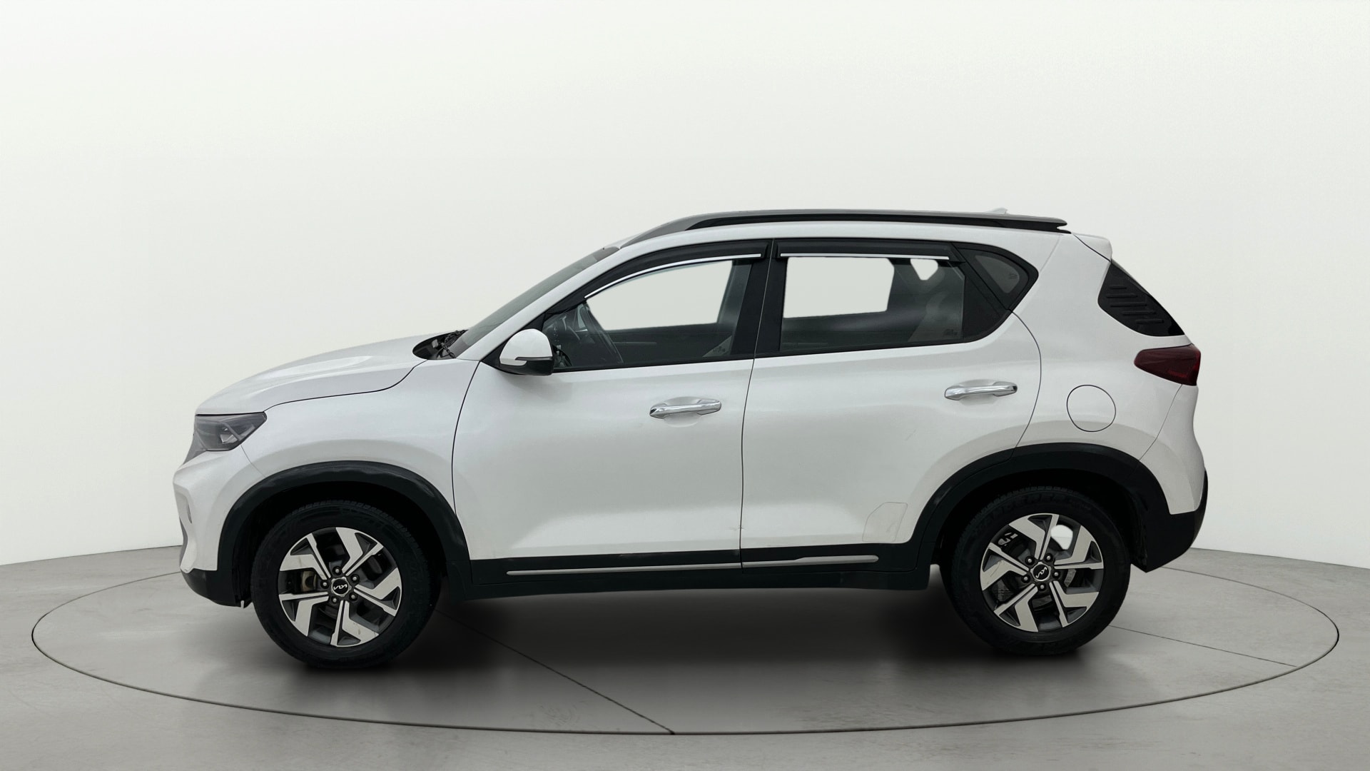 View 2022 Kia Sonet HTX Diesel Image 26 Used 2022 Kia Sonet HTX Diesel Image 26