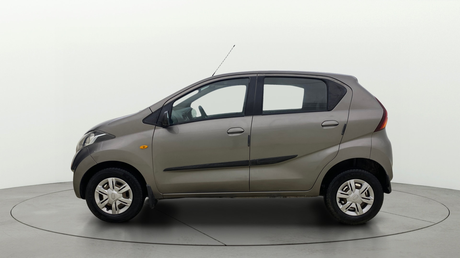 View 2018 Datsun Redi GO T(O)-1.0L Image 5 Used 2018 Datsun Redi GO T(O)-1.0L Image 5