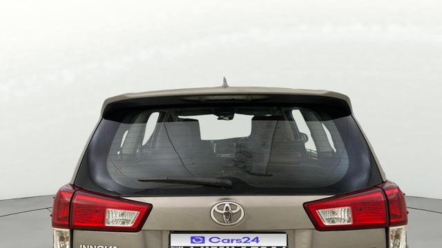 View Toyota Innova Crysta Image 5 Used Toyota Innova Crysta Image 5