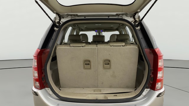 View Mahindra XUV500 Image 43 Used Mahindra XUV500 Image 43
