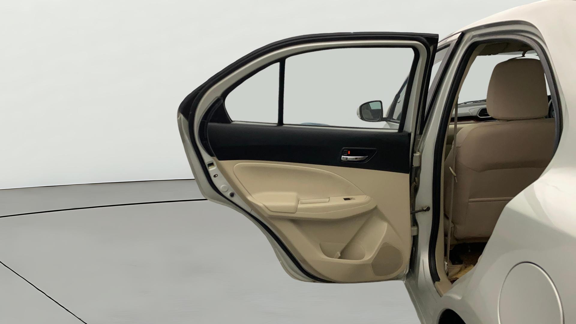 View 2018 Maruti Suzuki 1000 Base Variant Image 22 Used 2018 Maruti Suzuki 1000 Base Variant Image 22