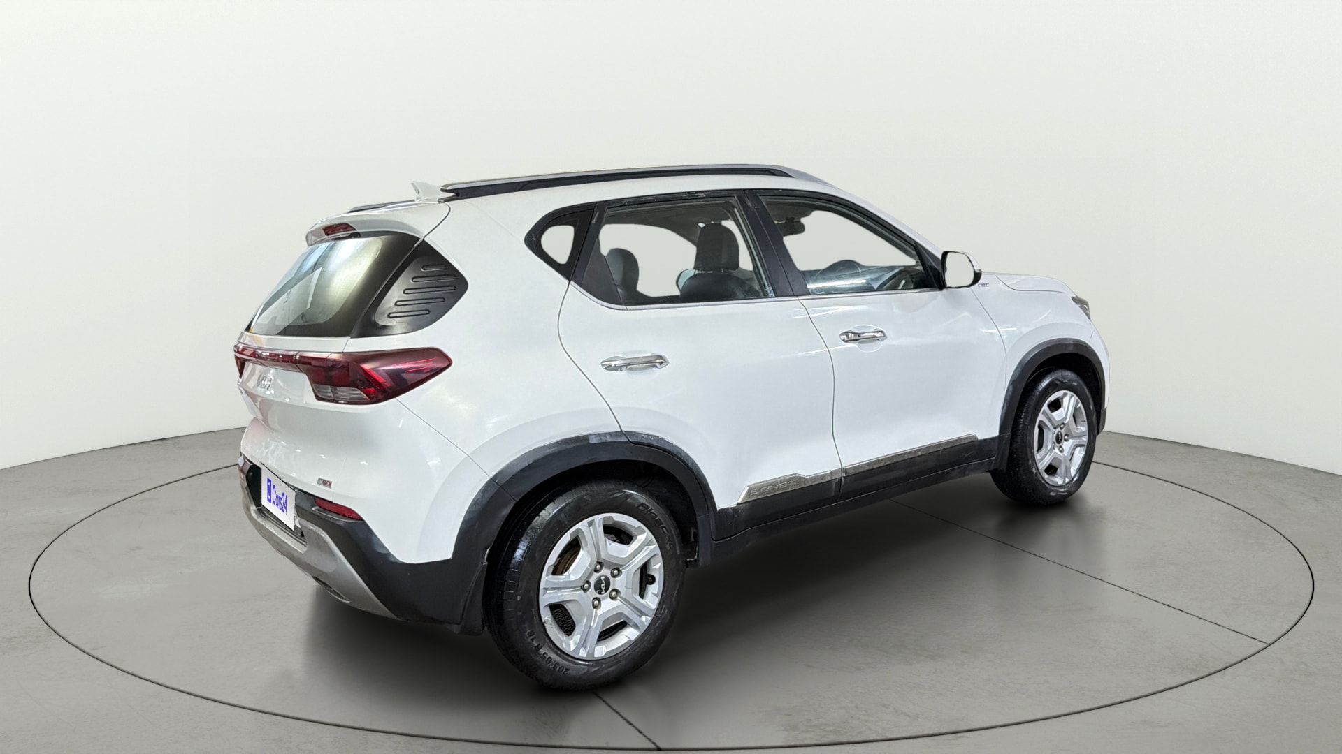 View 2023 Kia Sonet HTK Plus iMT Petrol Image 44 Used 2023 Kia Sonet HTK Plus iMT Petrol Image 44