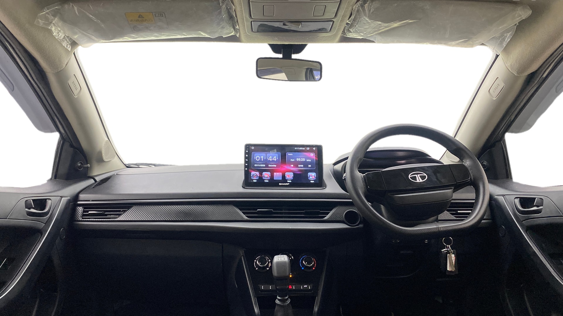 View 2024 Tata Nexon Revotron XE Image 15 Used 2024 Tata Nexon Revotron XE Image 15