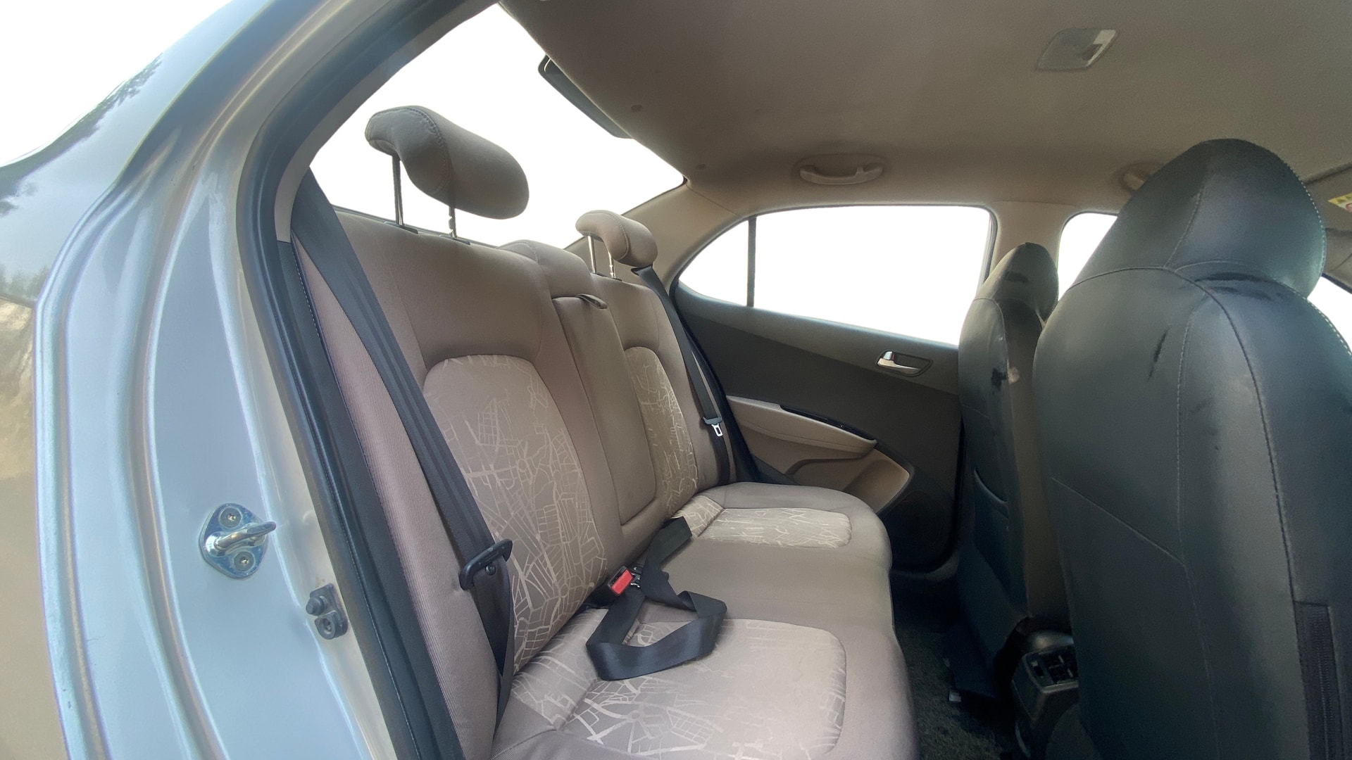 View 2016 Hyundai Xcent SX Petrol Image 29 Used 2016 Hyundai Xcent SX Petrol Image 29