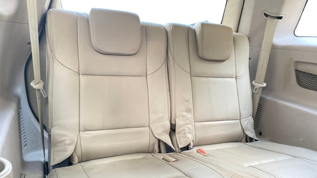 View Mahindra XUV500 Image 14 Used Mahindra XUV500 Image 14