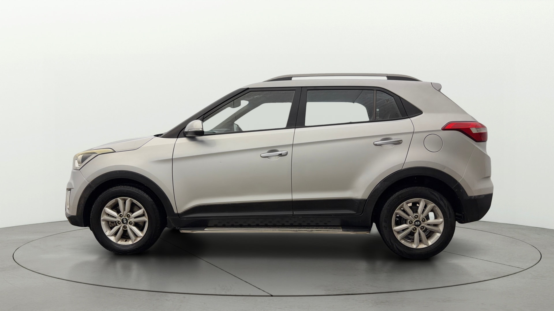 View 2016 Hyundai Creta 1.6 SX Plus Petrol Image 5 Used 2016 Hyundai Creta 1.6 SX Plus Petrol Image 5