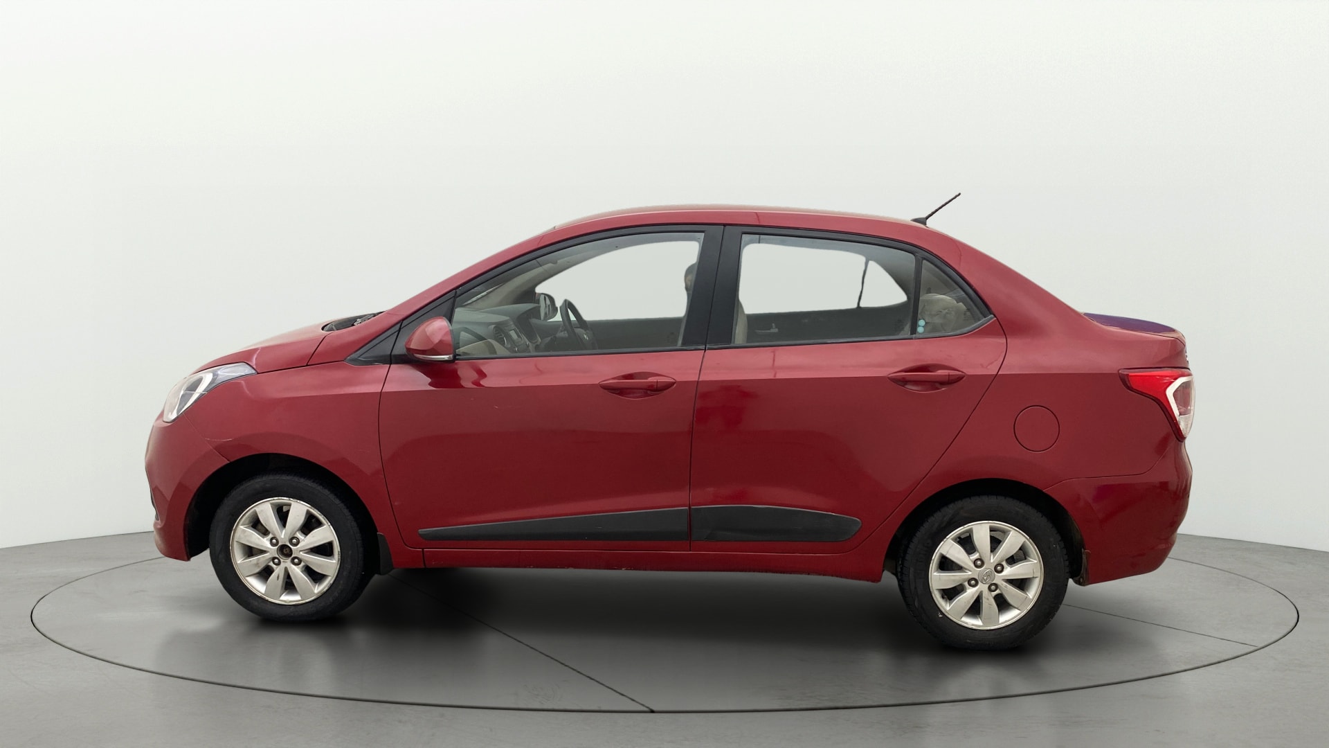 View 2017 Hyundai Xcent SX Petrol Image 5 Used 2017 Hyundai Xcent SX Petrol Image 5