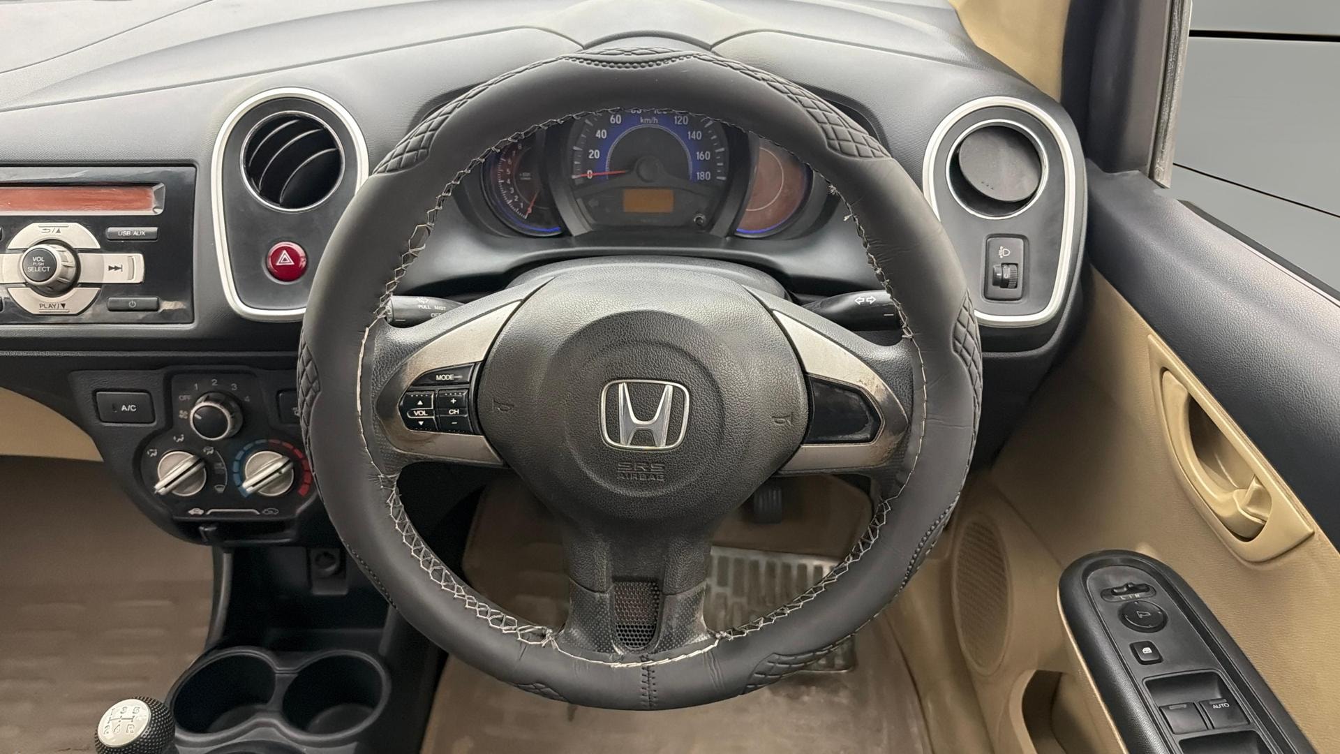 View 2014 Honda Mobilio E Diesel Image 21 Used 2014 Honda Mobilio E Diesel Image 21