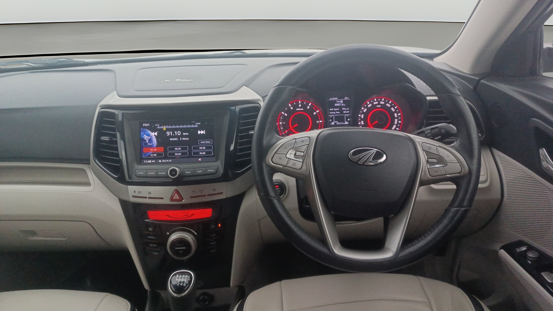 Used 2020 Mahindra XUV300 Used 2020 Mahindra XUV300