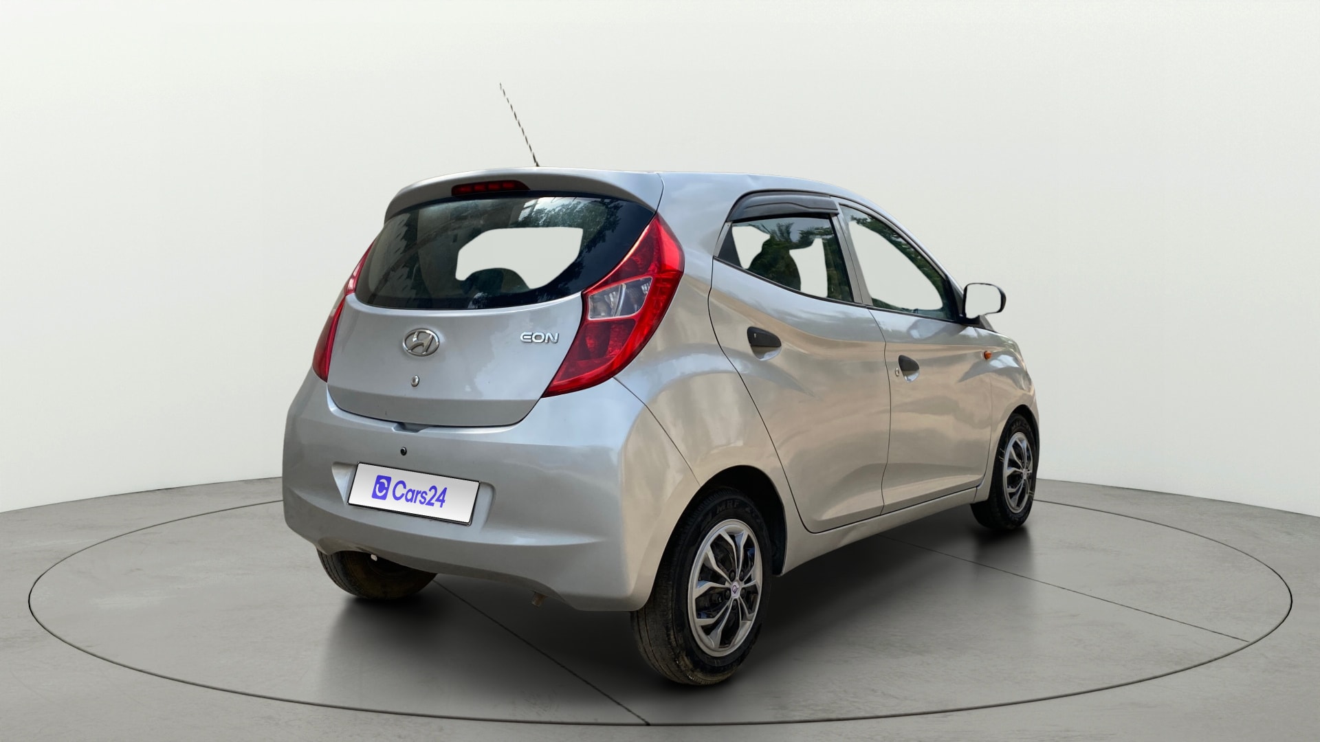 View 2017 Hyundai EON Magna Plus Image 41 Used 2017 Hyundai EON Magna Plus Image 41