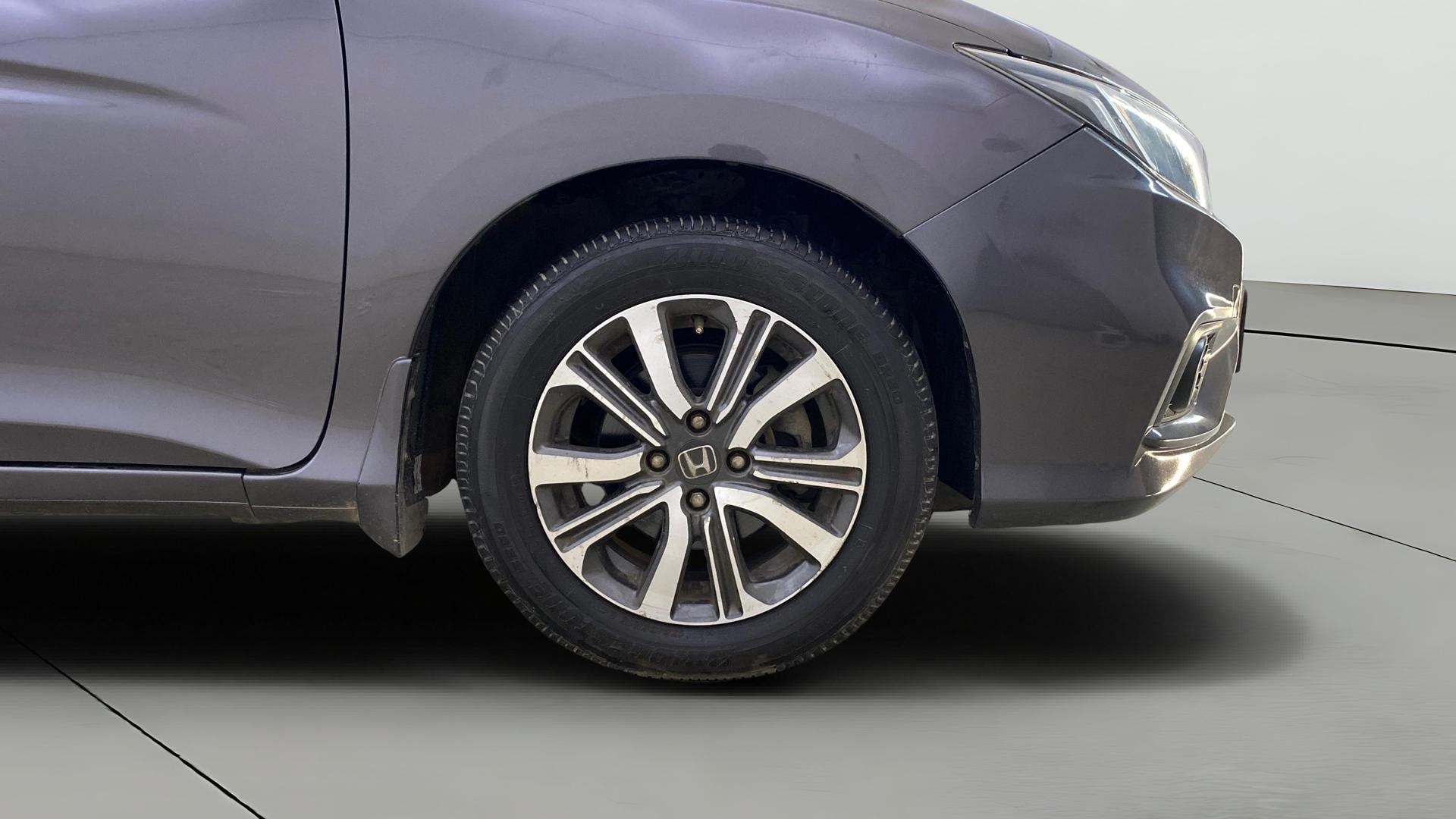 View 2017 Honda City ZX MT Diesel Anniversary Edition Image 42 Used 2017 Honda City ZX MT Diesel Anniversary Edition Image 42