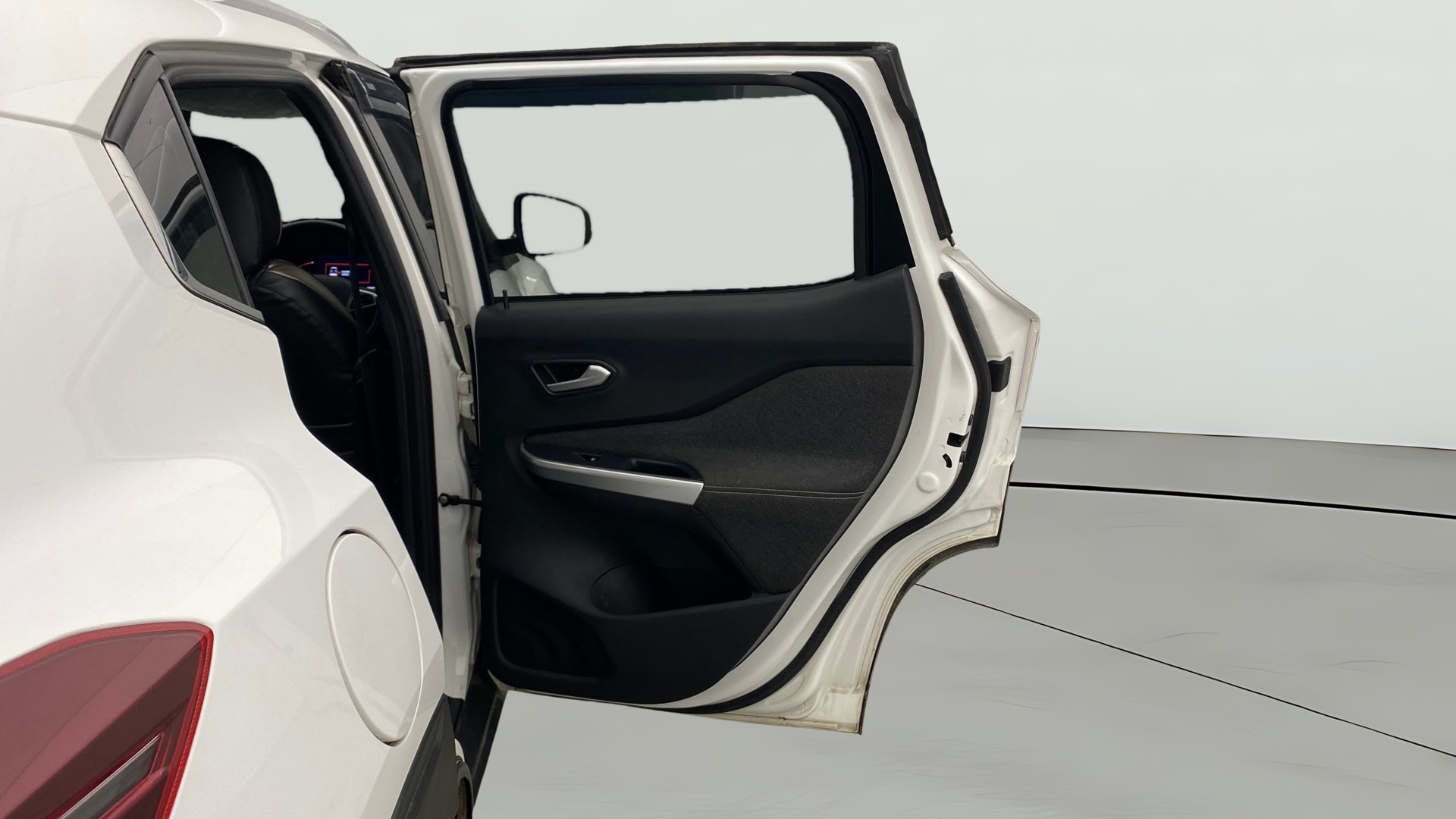 View 2024 Nissan Magnite XV Premium Image 8 Used 2024 Nissan Magnite XV Premium Image 8