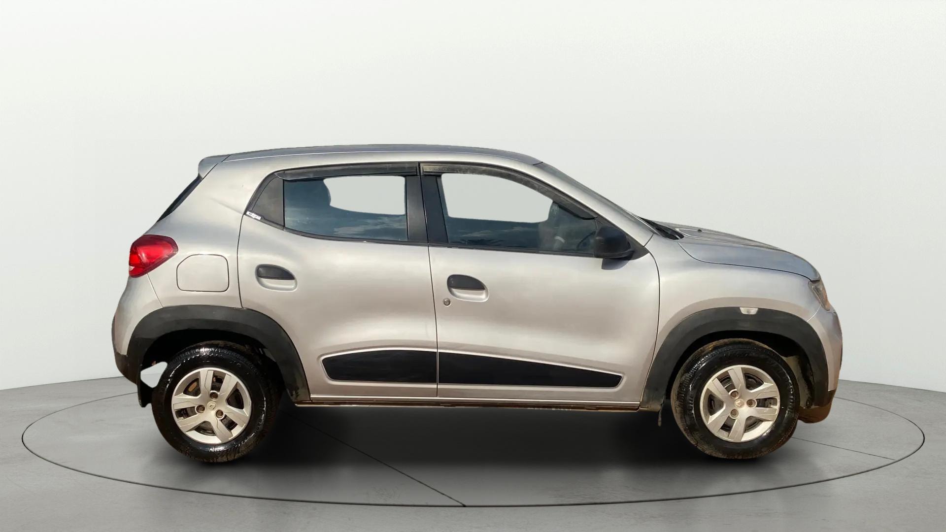 View 2018 Renault Kwid RXL Image 8 Used 2018 Renault Kwid RXL Image 8