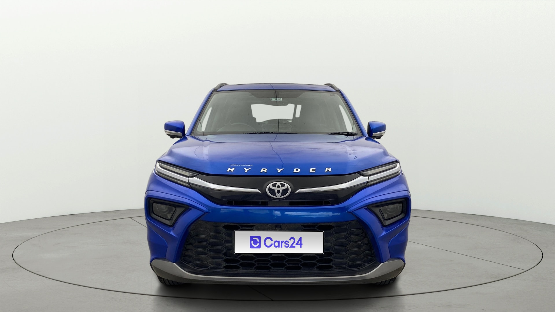 View 2022 Toyota Urban Cruiser Hyryder V MT AWD NEODRIVE Image 1 Used 2022 Toyota Urban Cruiser Hyryder V MT AWD NEODRIVE Image 1