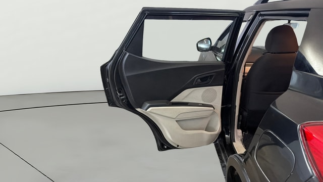 View Mahindra XUV300 Image 22 Used Mahindra XUV300 Image 22
