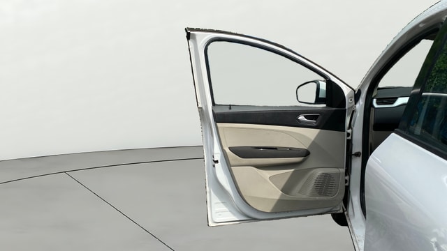 View Renault Triber Image 37 Used Renault Triber Image 37
