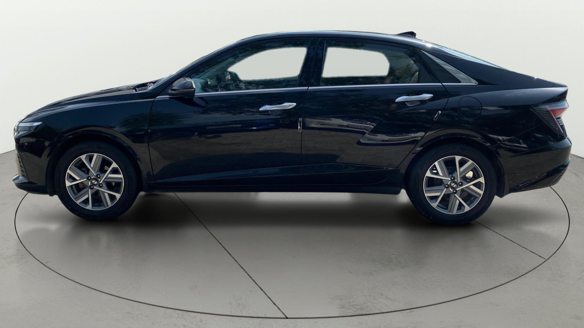 Used 2023 Hyundai Verna Used 2023 Hyundai Verna