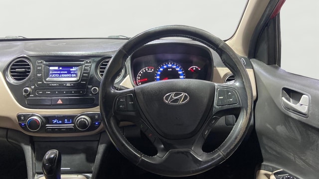 View Hyundai Xcent Image 20 Used Hyundai Xcent Image 20