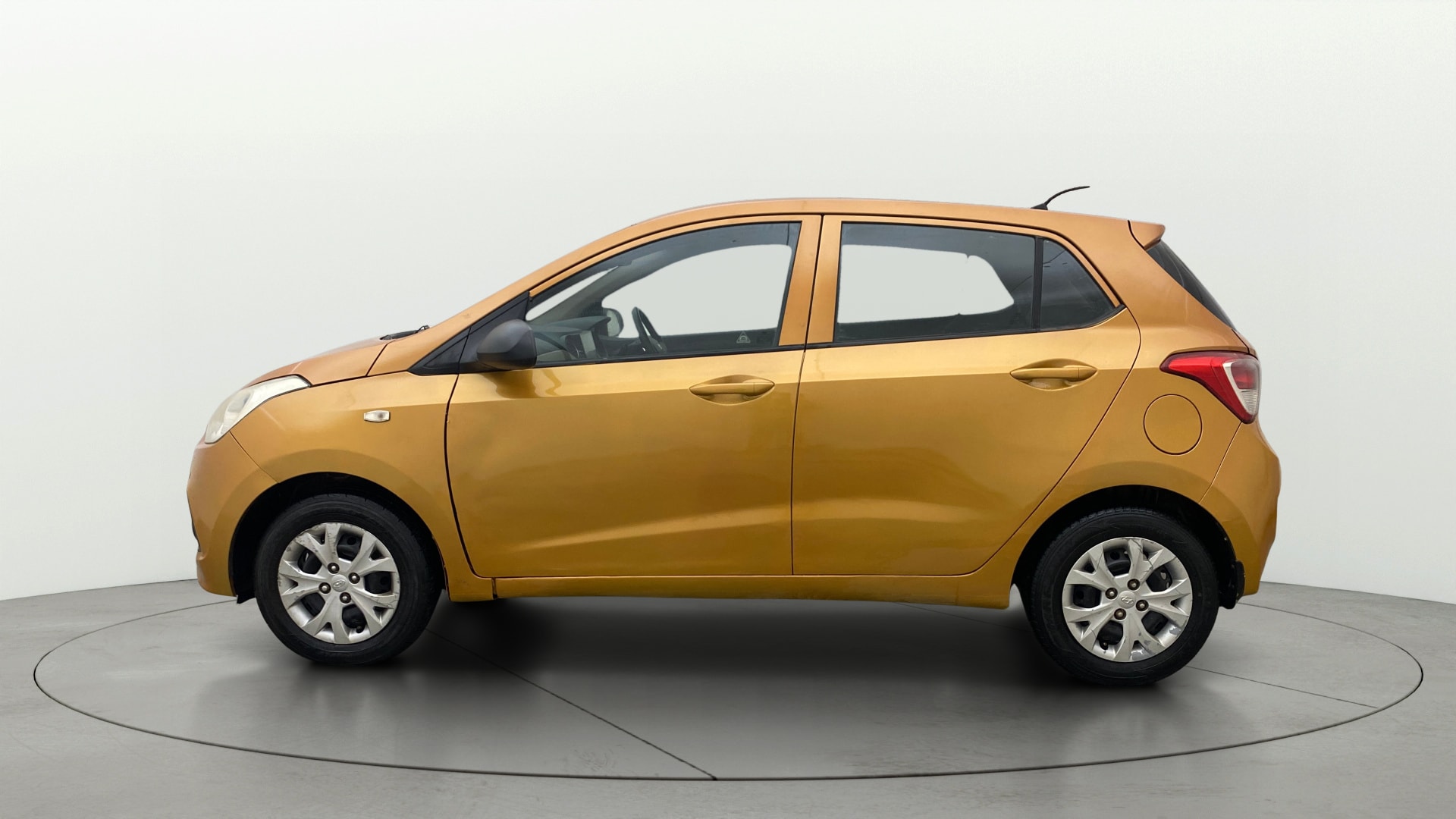 View 2014 Hyundai Grand i10 1.1 Magna Diesel Image 5 Used 2014 Hyundai Grand i10 1.1 Magna Diesel Image 5