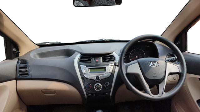 View Hyundai EON Image 15 Used Hyundai EON Image 15